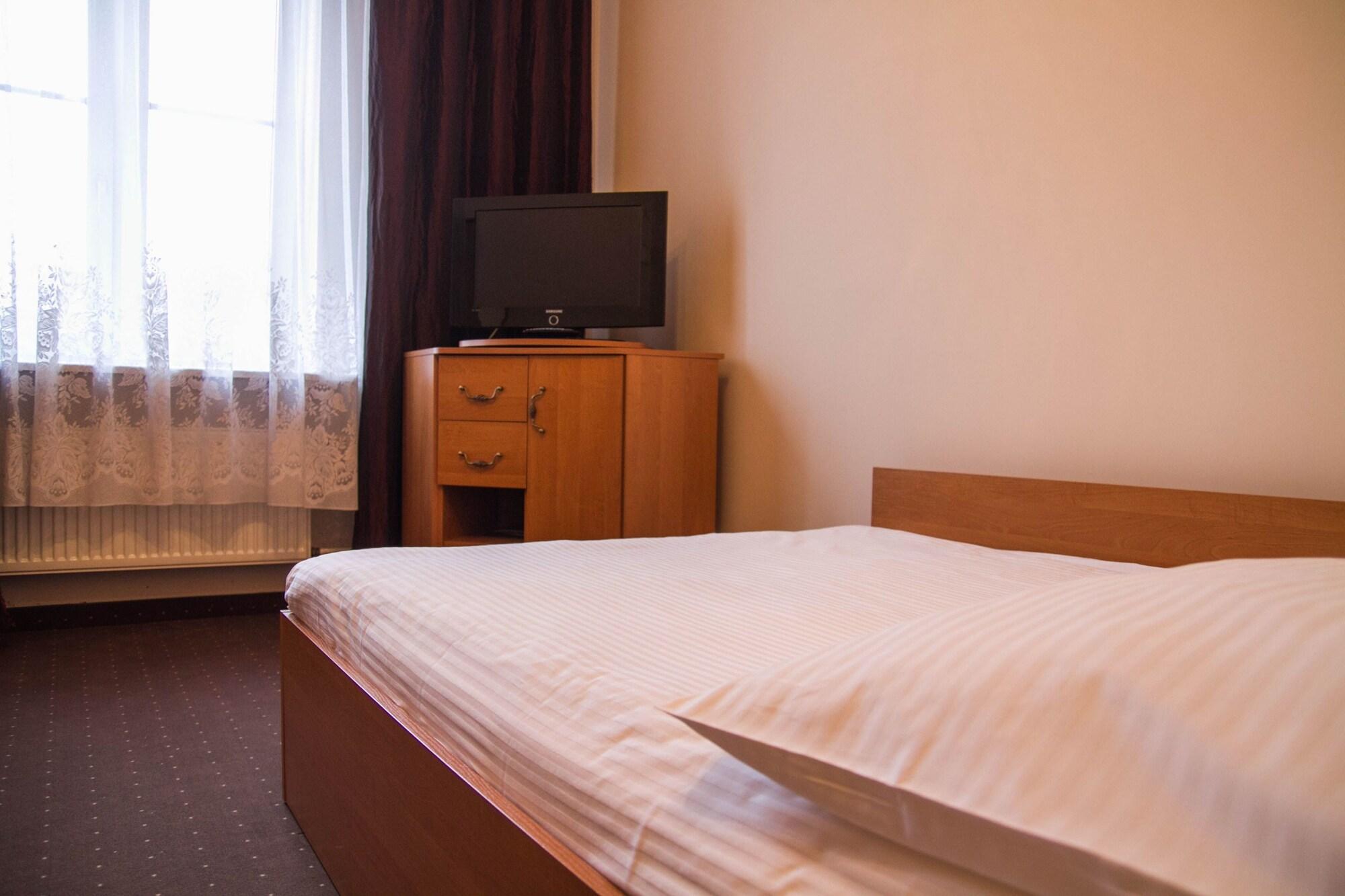 Hotel Mazowiecki Wow Warsaw Ngoại thất bức ảnh