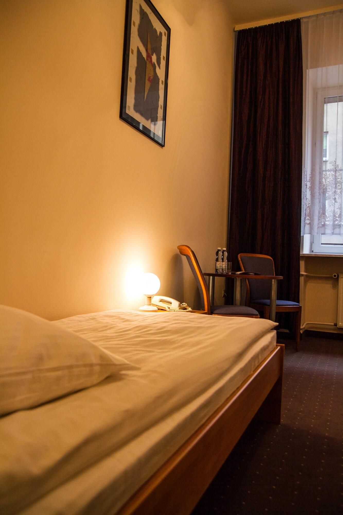 Hotel Mazowiecki Wow Warsaw Ngoại thất bức ảnh
