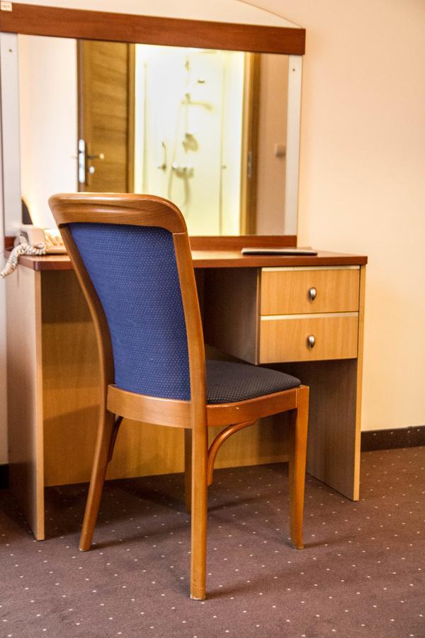 Hotel Mazowiecki Wow Warsaw Ngoại thất bức ảnh