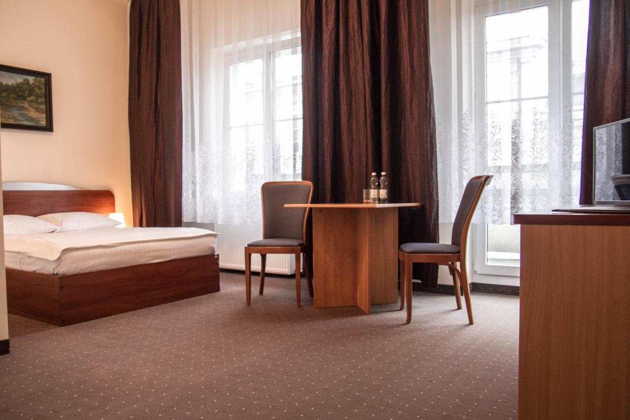 Hotel Mazowiecki Wow Warsaw Ngoại thất bức ảnh